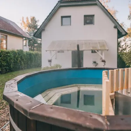 Csonakos Haz / The Boat House 別荘