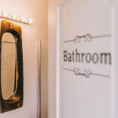 別荘 Csonakos Haz / The Boat House