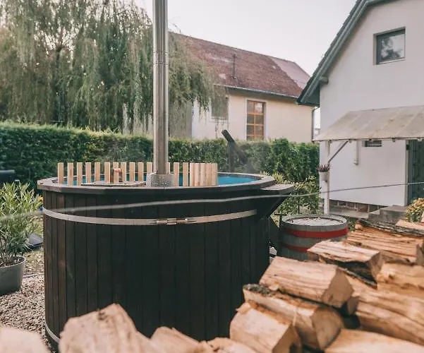 Csonakos Haz / The Boat House * Badacsonyörs